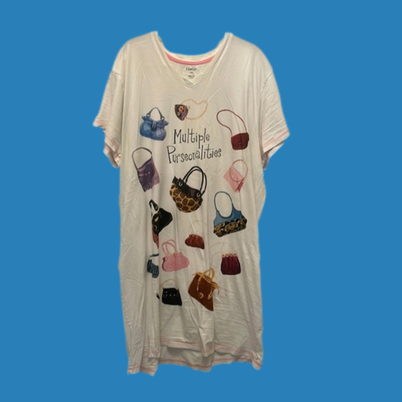 Hayley Multiple Purseonalites night shirt - Picture 1 of 3
